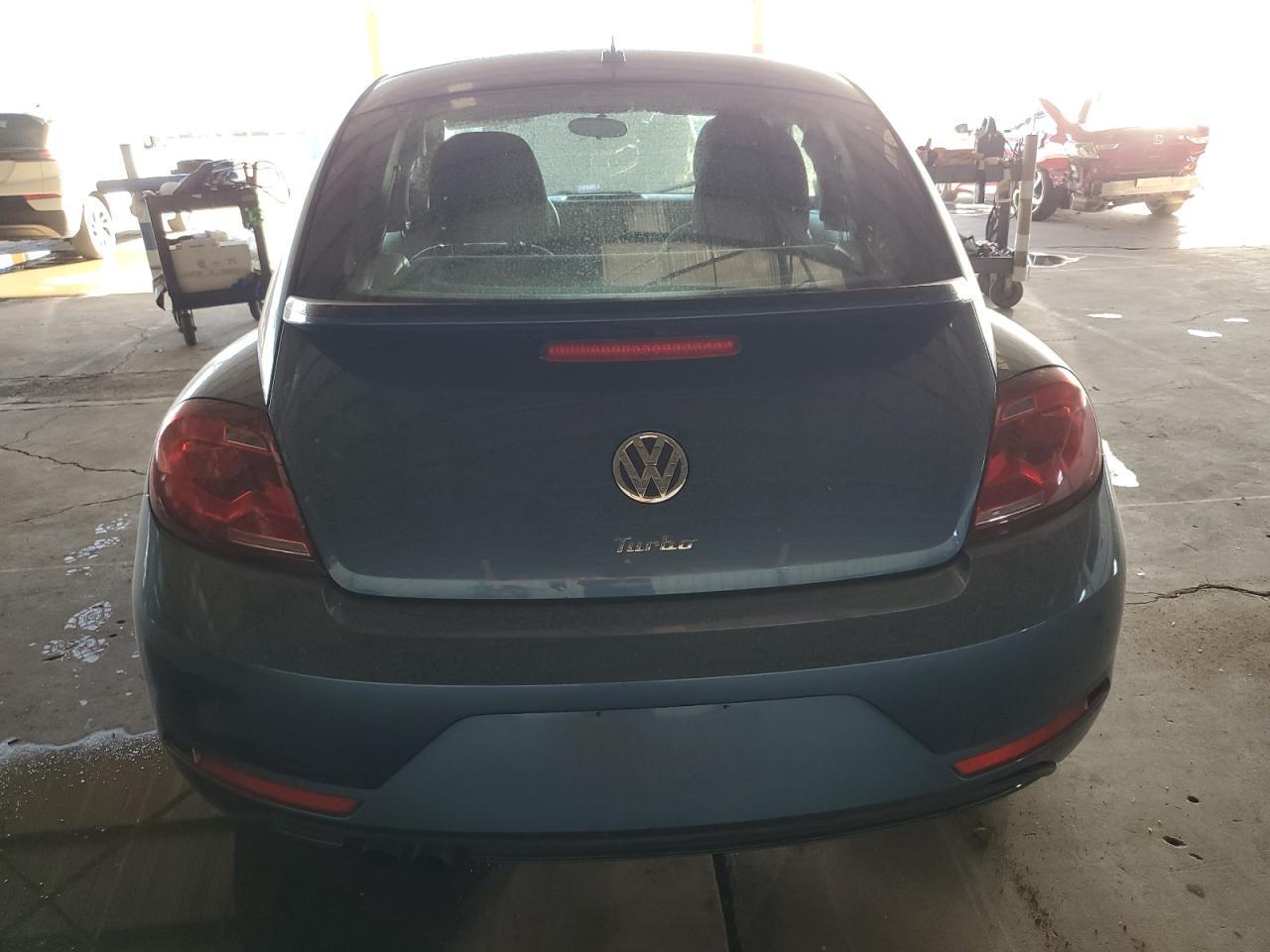 2019 VOLKSWAGEN BEETLE S - Image 6