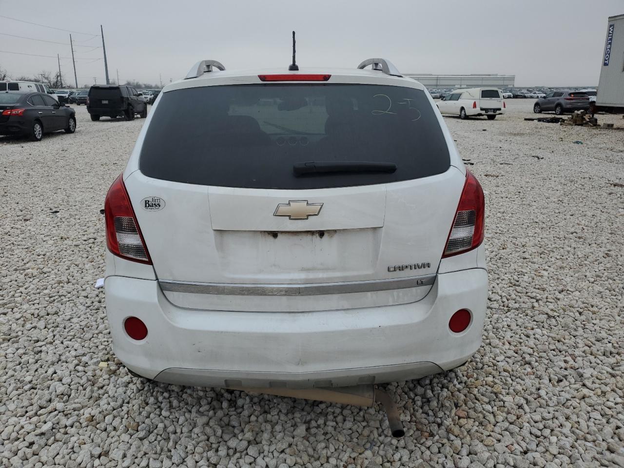 2014 CHEVROLET CAPTIVA LT - Image 6