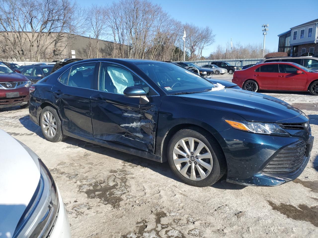 2019 TOYOTA CAMRY L - Фото 4
