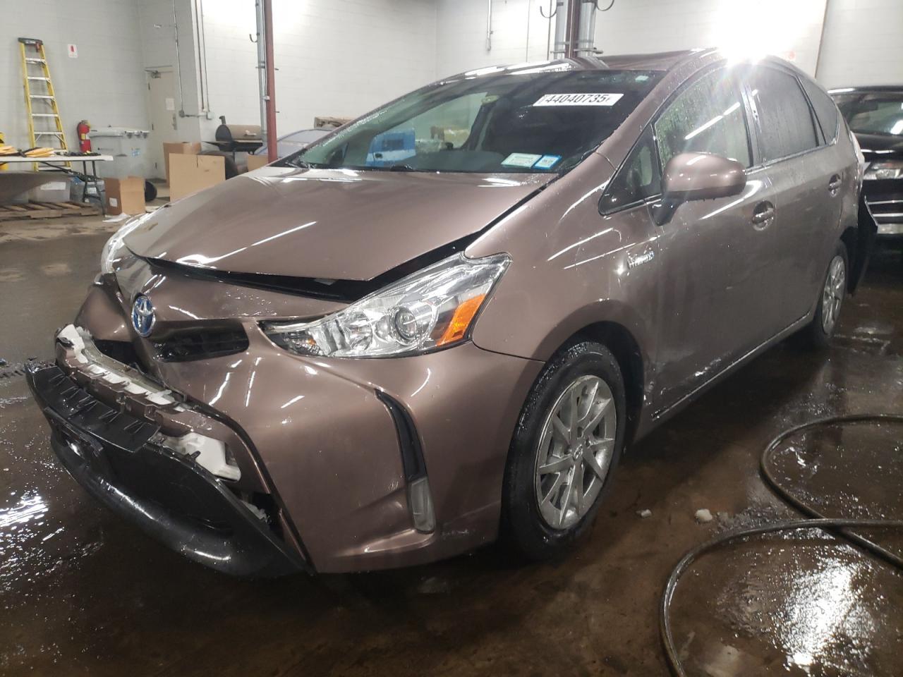2017 TOYOTA PRIUS V