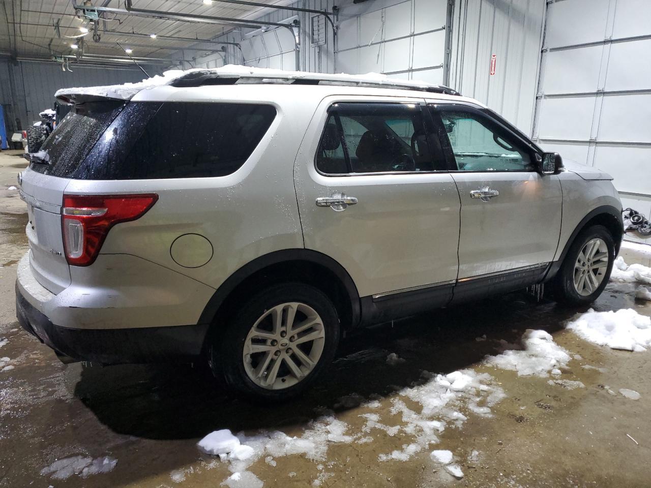 2013 FORD EXPLORER X - Image 3