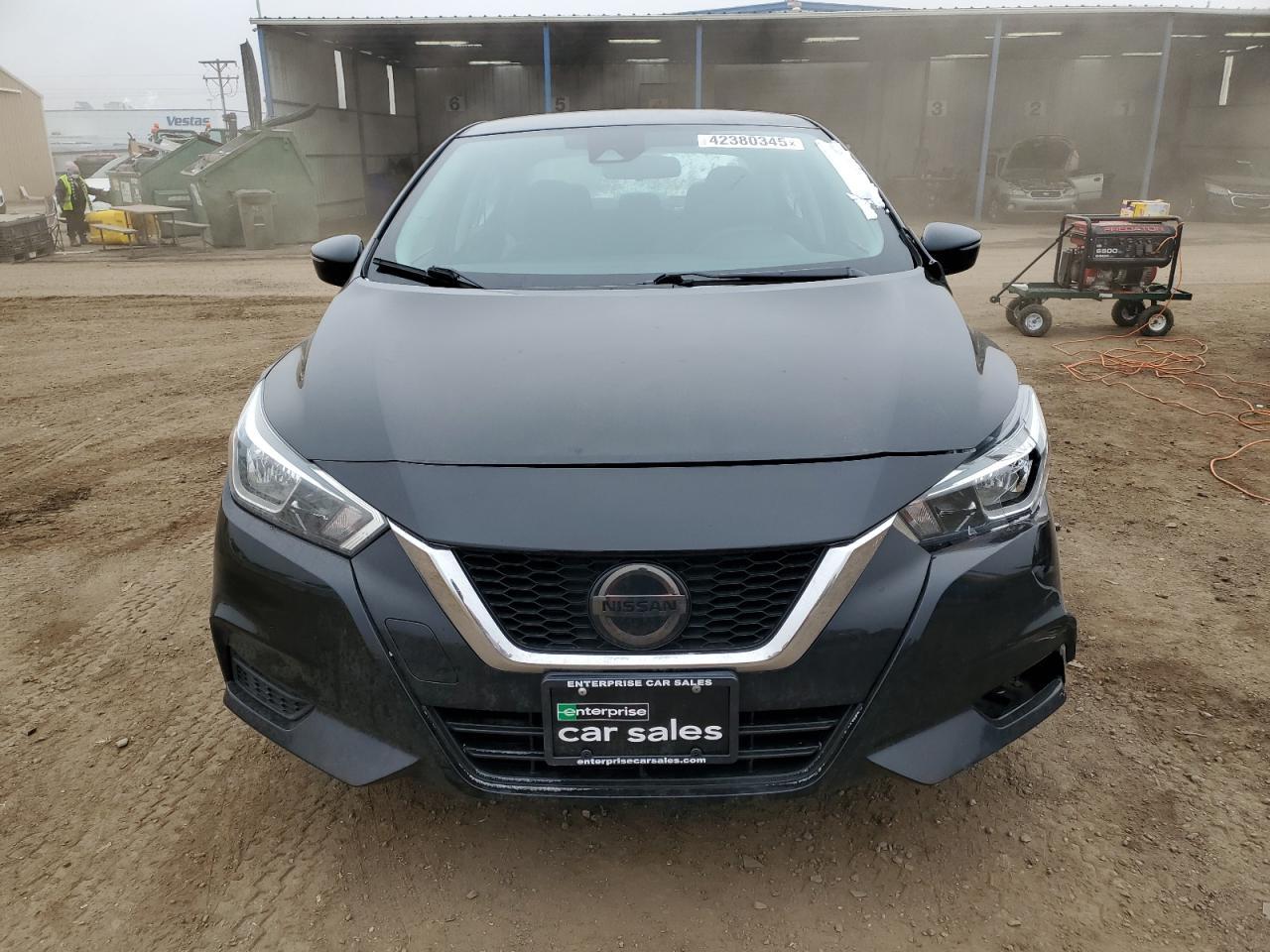 2021 NISSAN VERSA SV - Фото 5