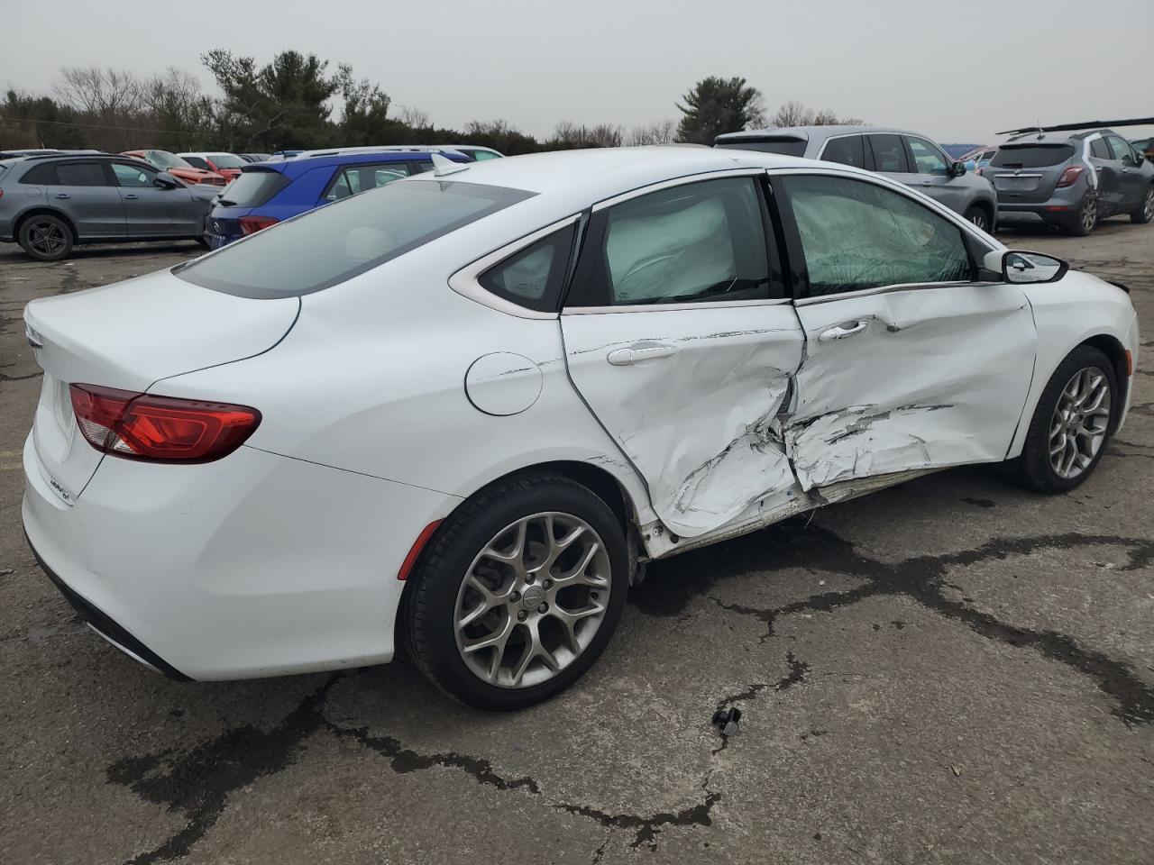 2015 CHRYSLER 200 C - Фото 3