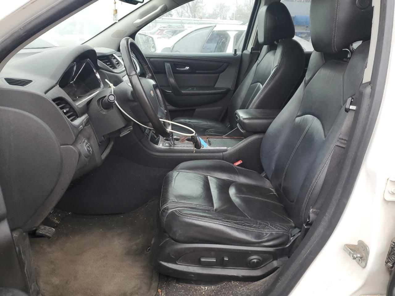 2014 CHEVROLET TRAVERSE L - Image 7