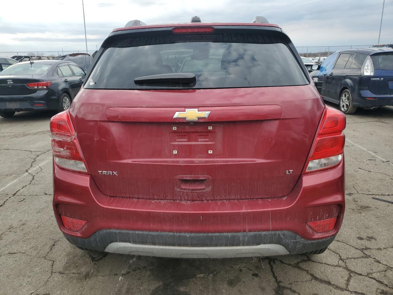 2018 CHEVROLET TRAX 1LT - Фото 6