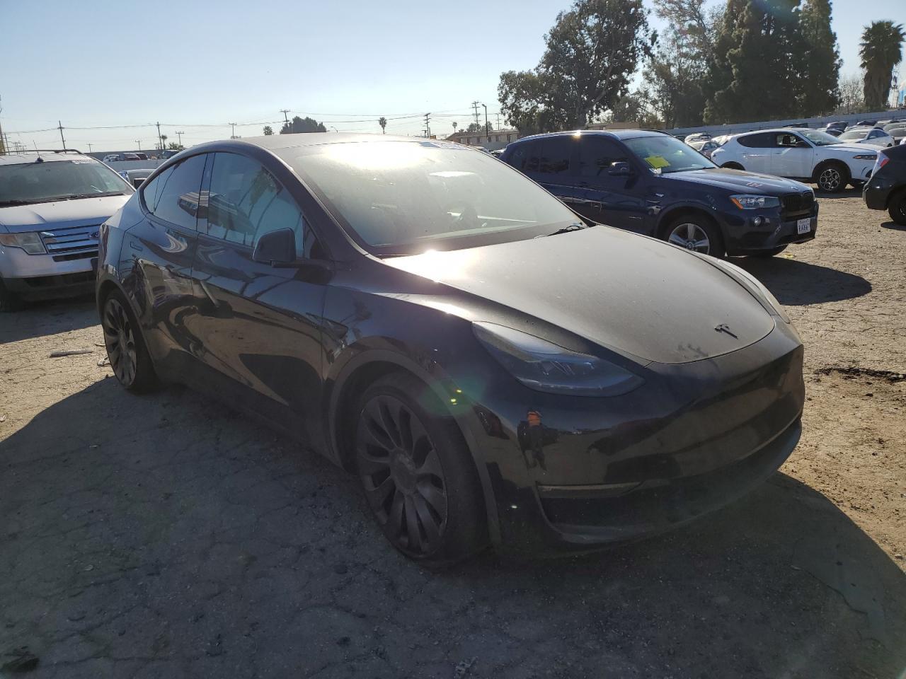 2023 TESLA MODEL Y - Фото 4