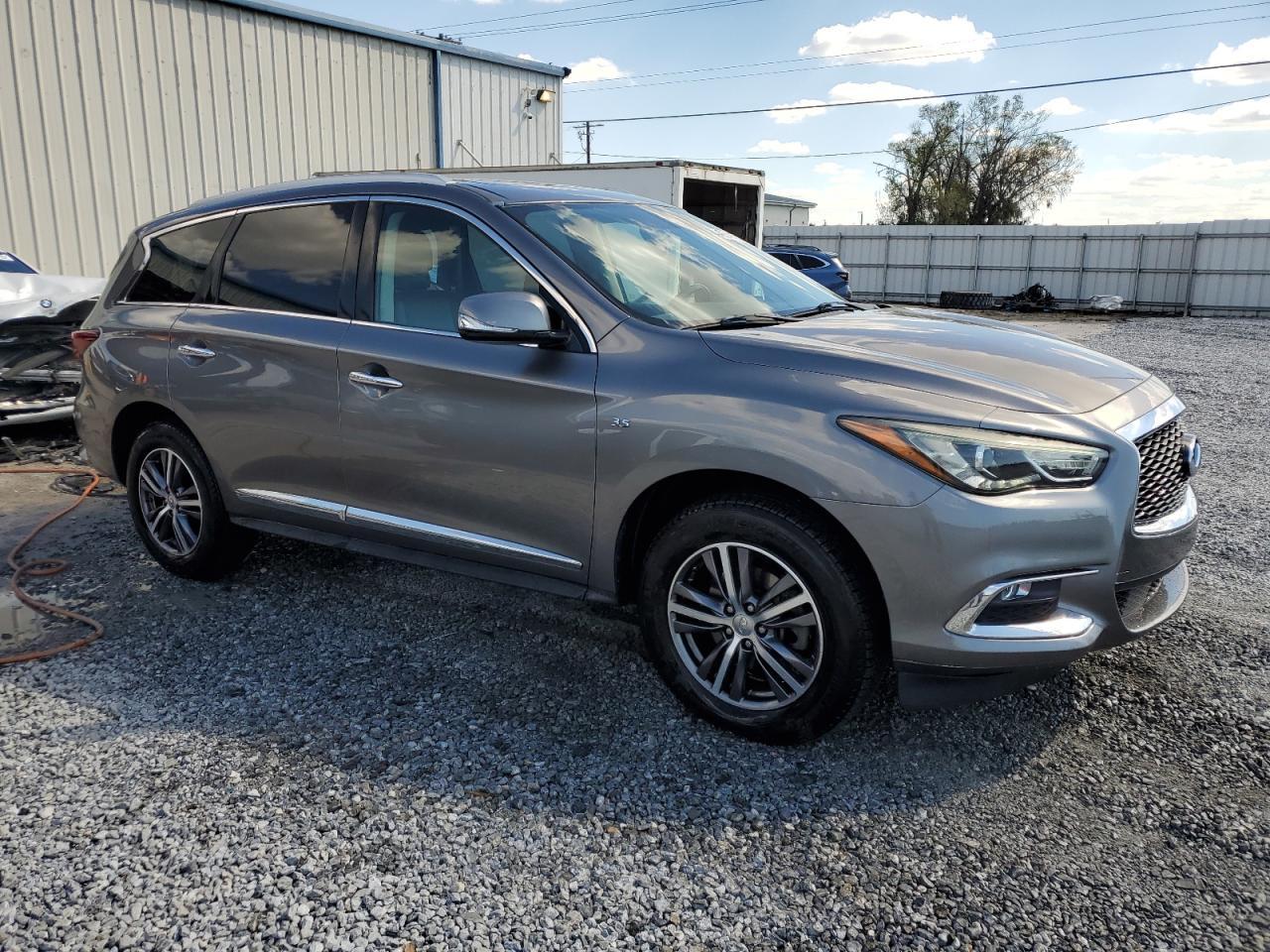 2017 INFINITI QX60 - Фото 4