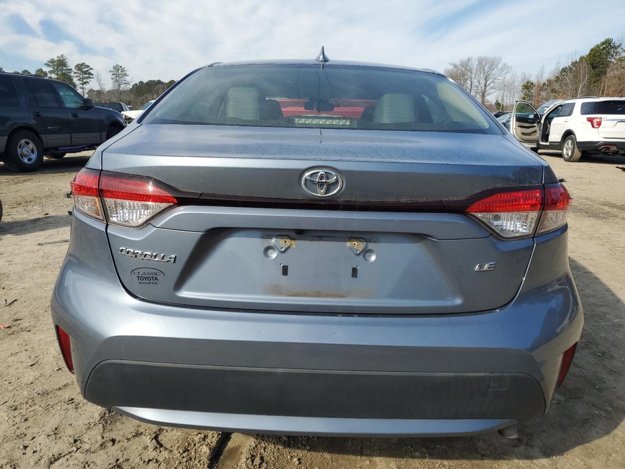 2020 TOYOTA COROLLA LE - Фото 6
