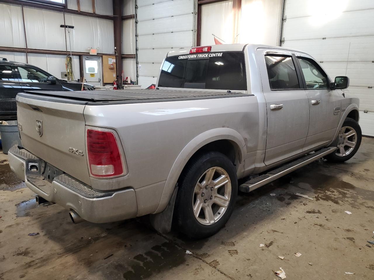 2017 RAM 1500 LONGH - Фото 3