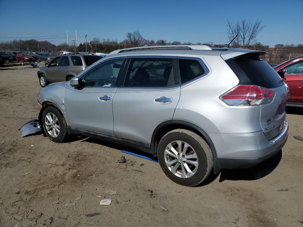 2015 NISSAN ROGUE S - Фото 2
