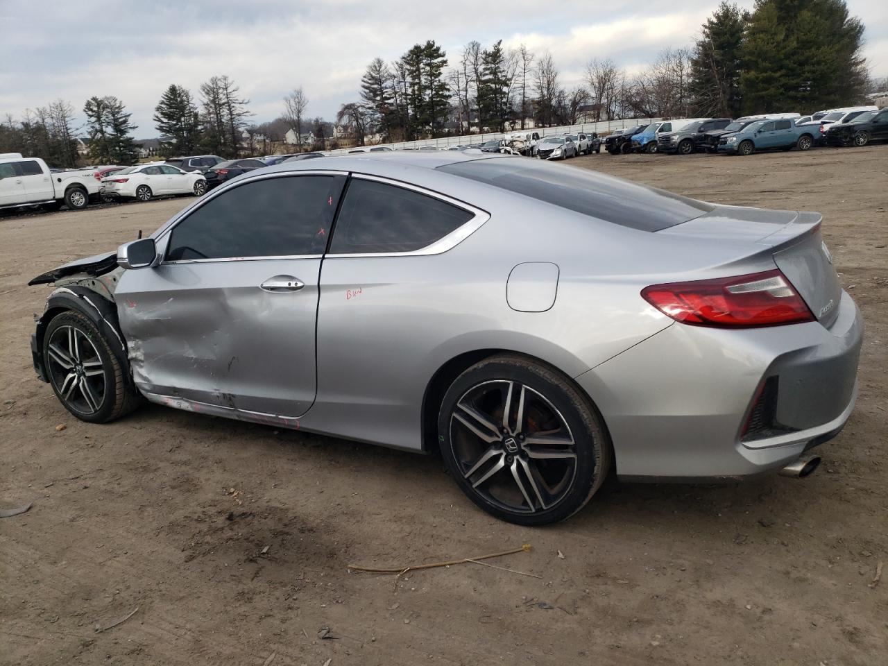 2016 HONDA ACCORD TOU - Image 2