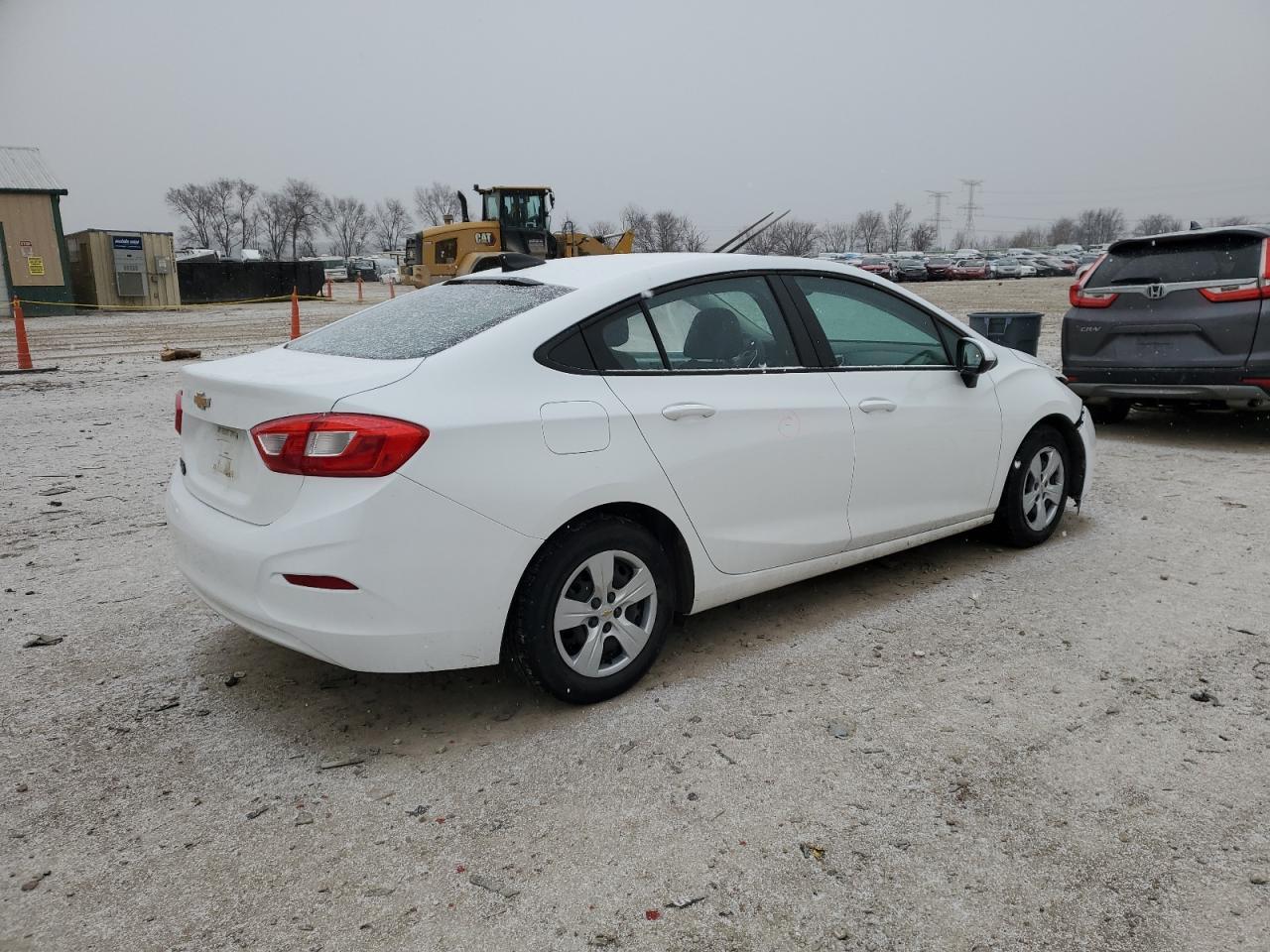 2017 CHEVROLET CRUZE LS - Image 3