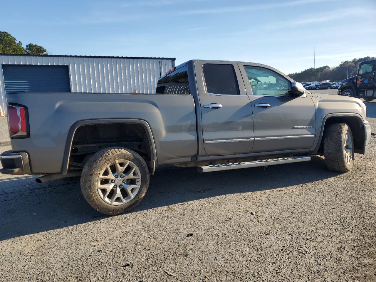 2017 GMC SIERRA K15 - Image 3