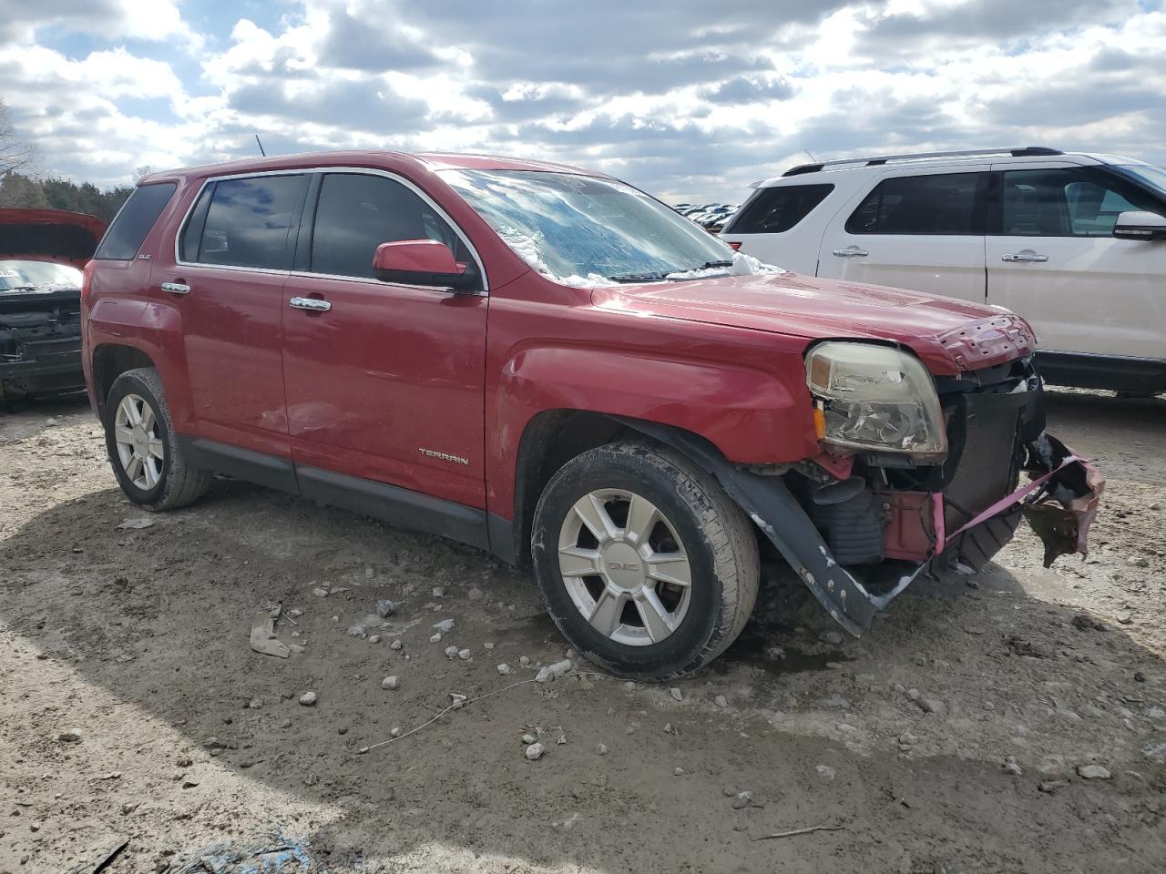 2013 GMC TERRAIN SL - Image 4