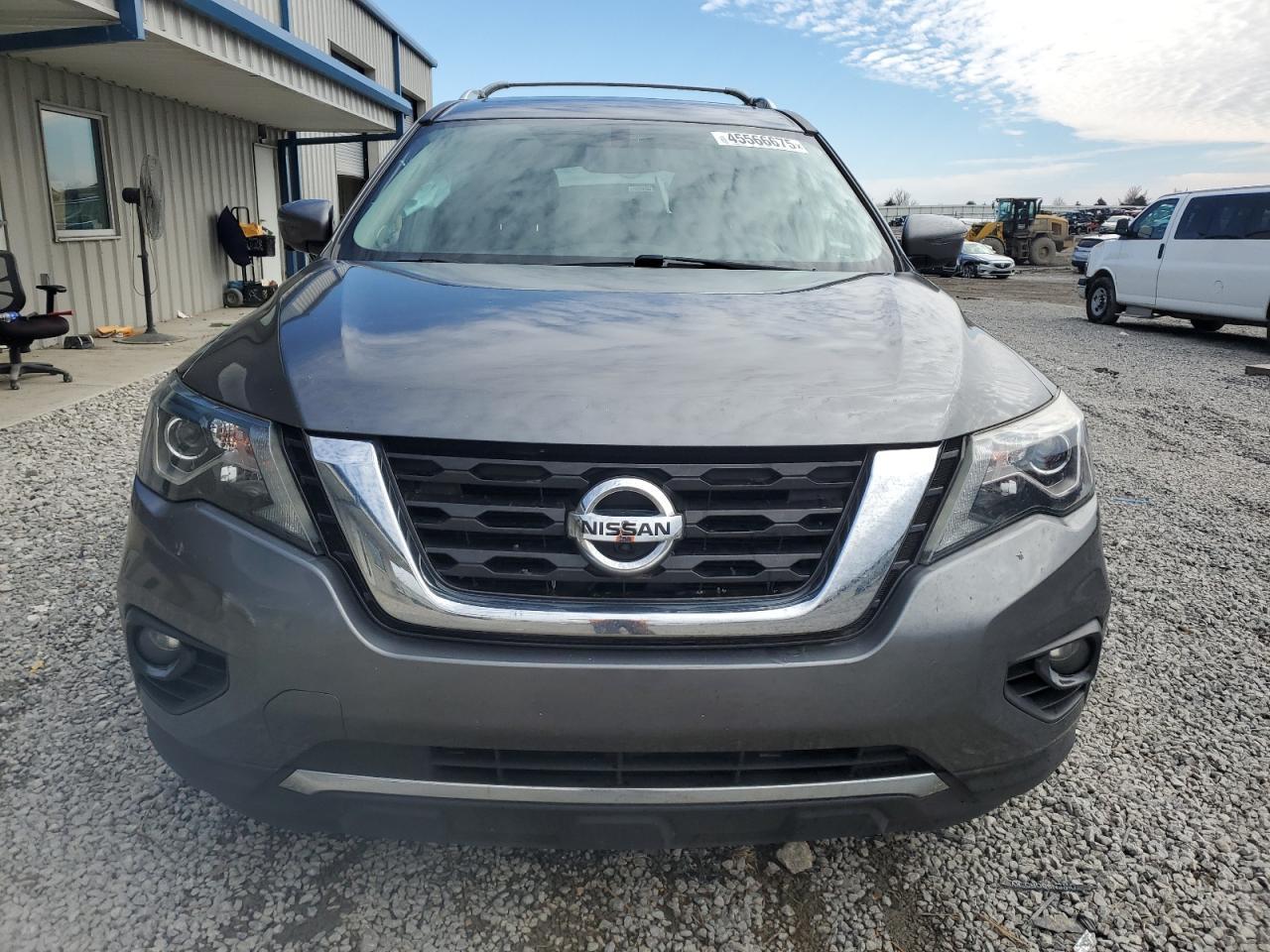 2017 NISSAN PATHFINDER - Фото 5