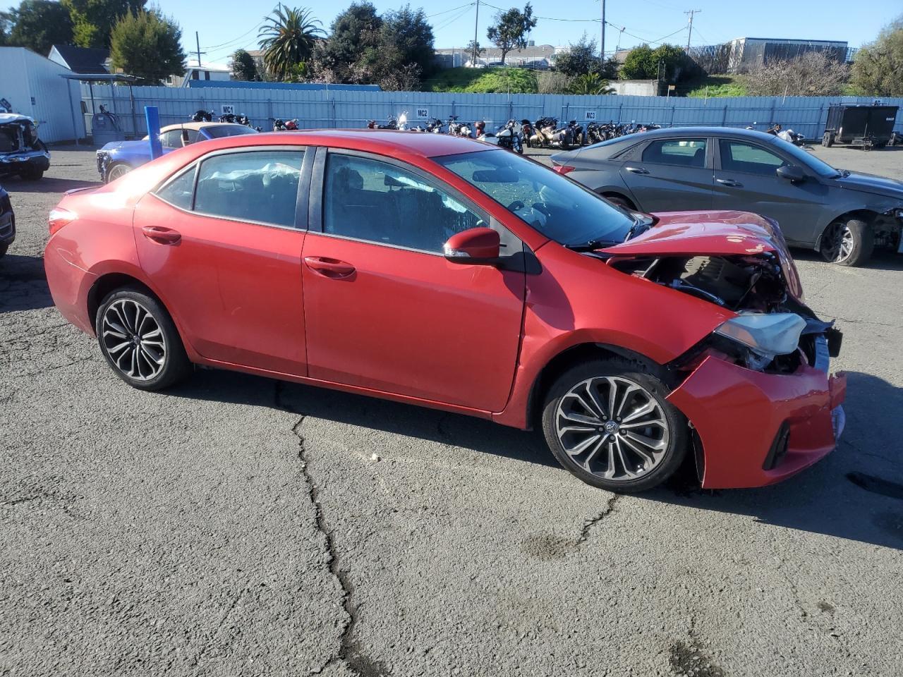2015 TOYOTA COROLLA L - Фото 4