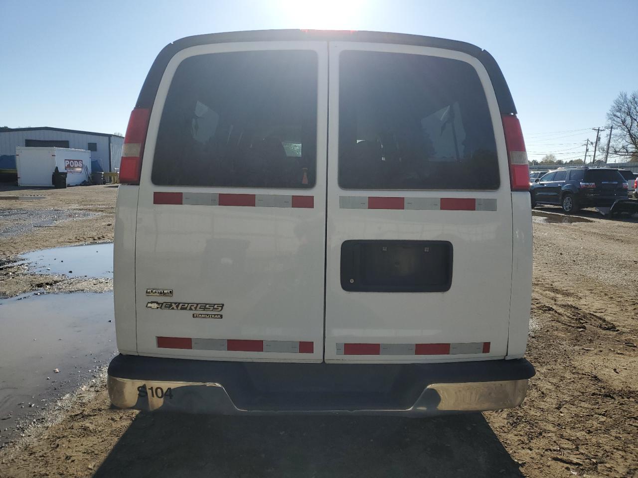 2010 CHEVROLET EXPRESS G3 - Image 6