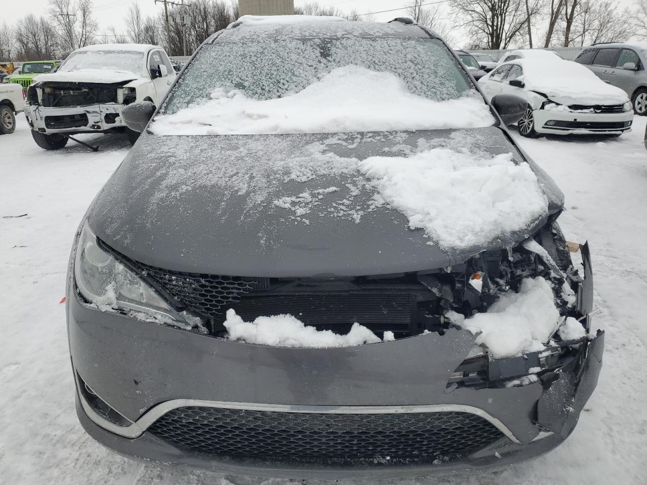 2017 CHRYSLER PACIFICA T - Фото 5