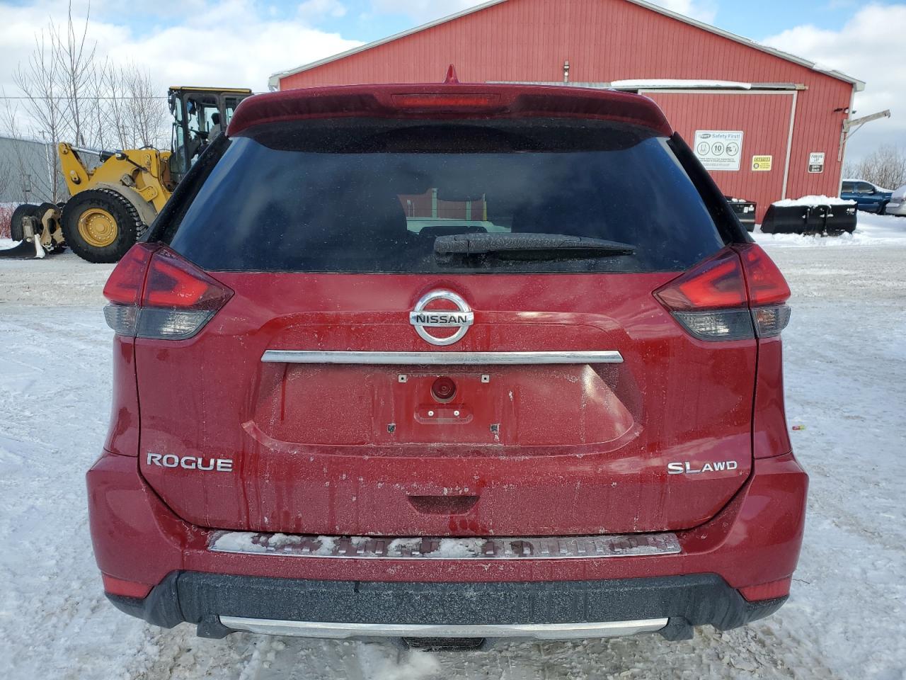 2017 NISSAN ROGUE SV - Image 6