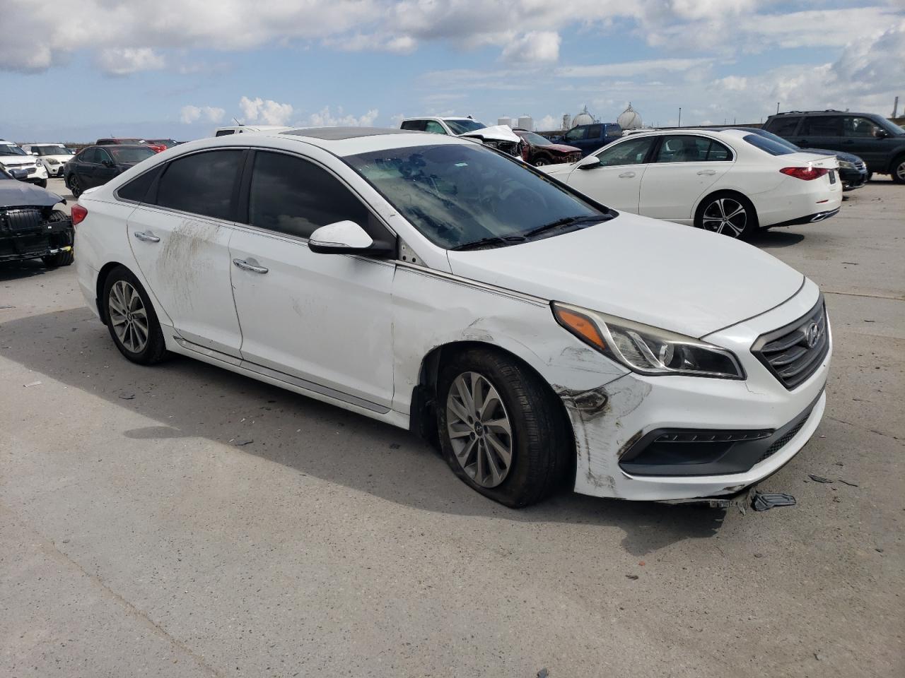 2017 HYUNDAI SONATA SPO - Image 4