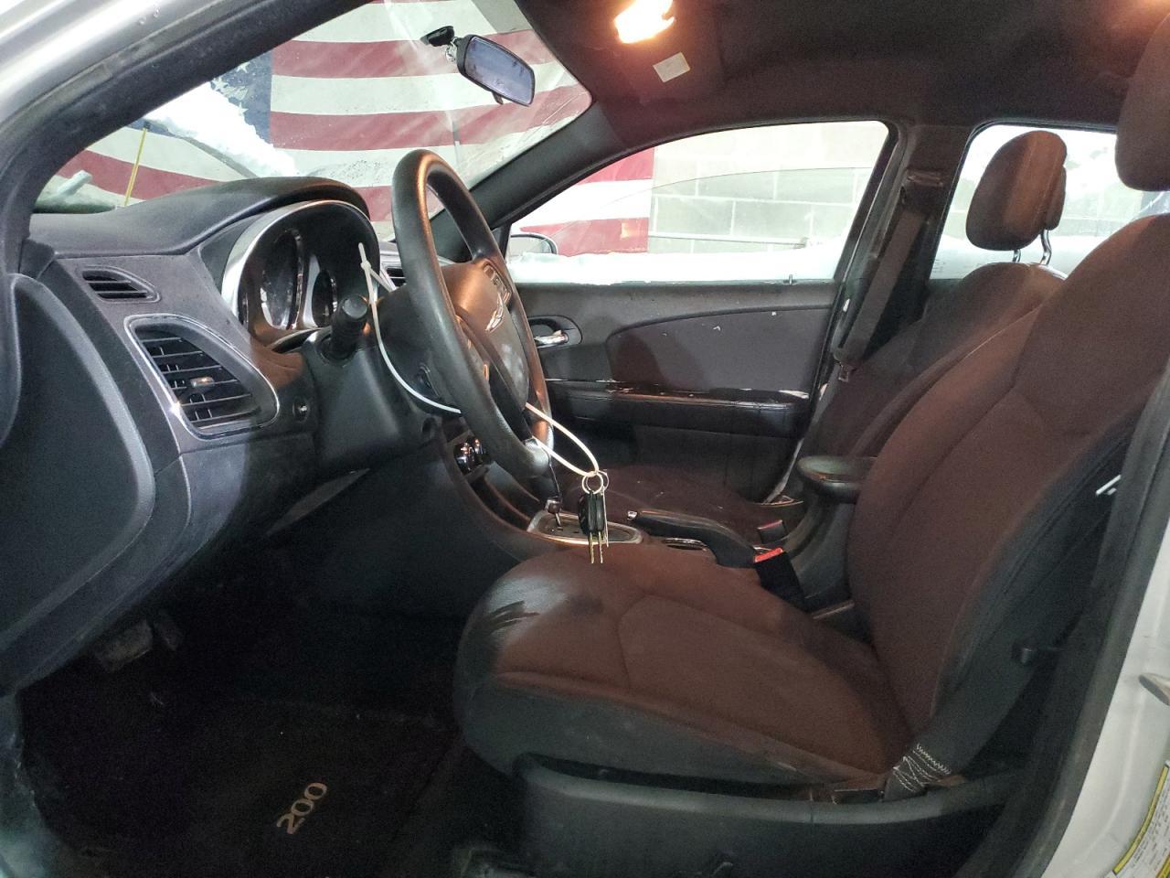 2012 CHRYSLER 200 LX - Image 7