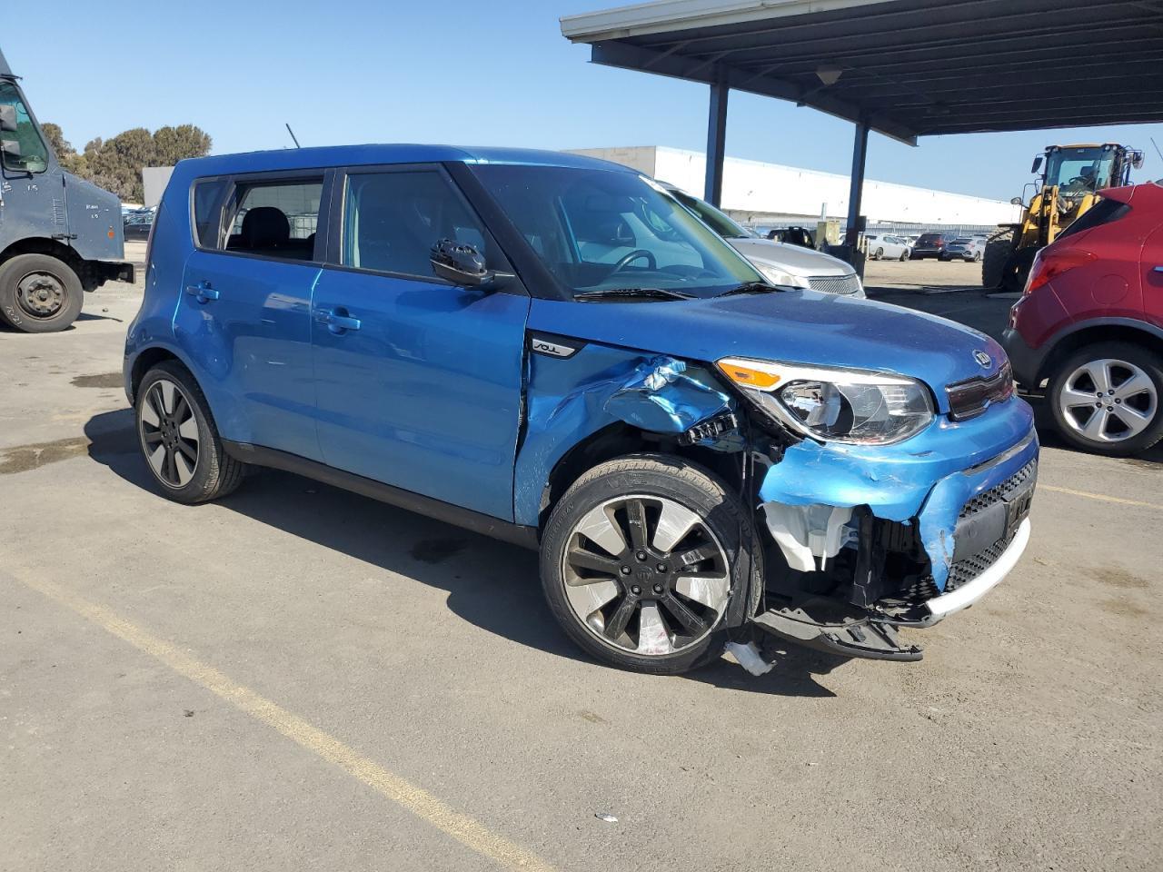 2019 KIA SOUL + - Image 4