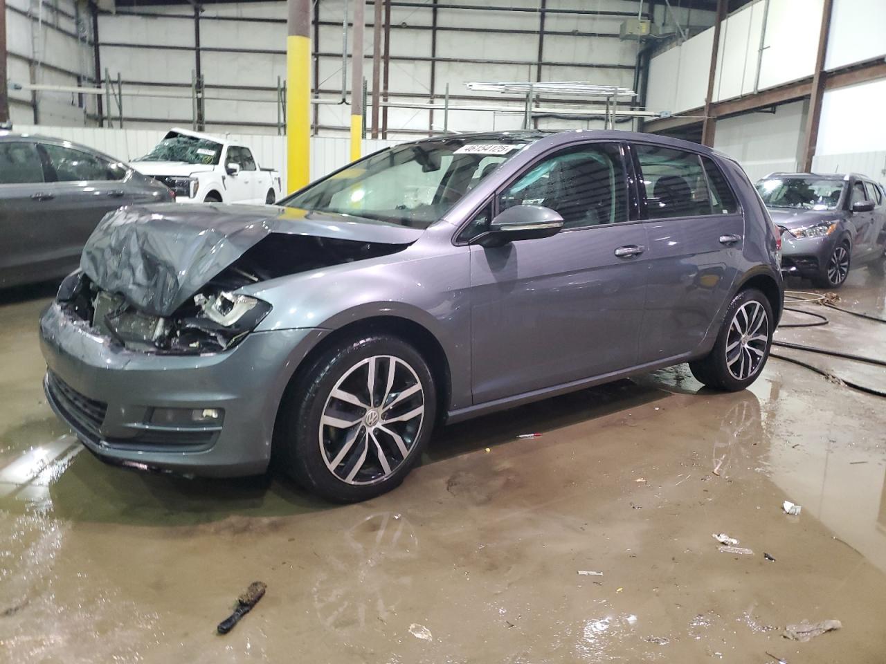 2016 VOLKSWAGEN GOLF S/SE
