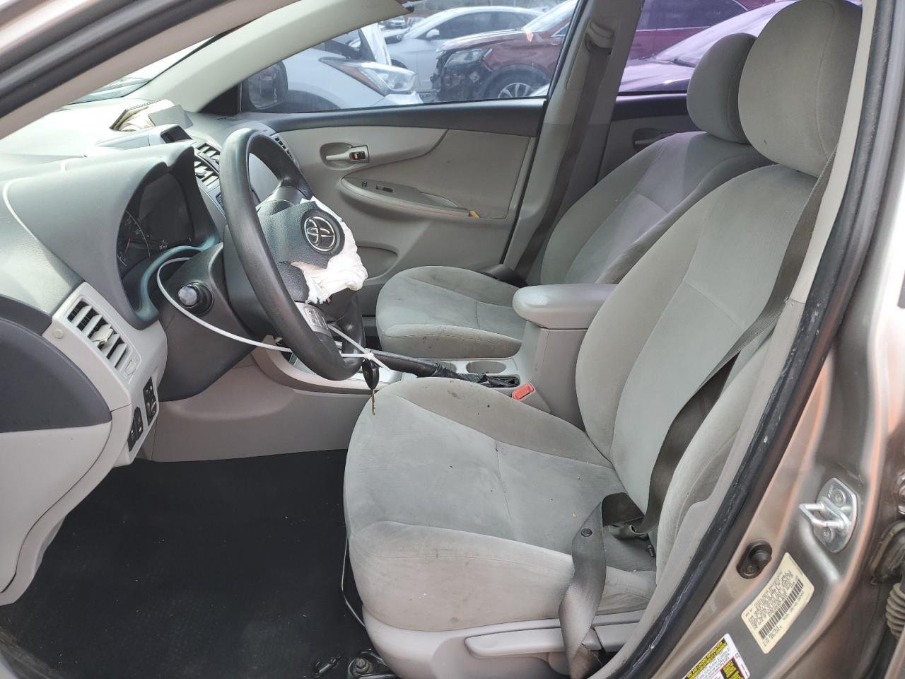 2013 TOYOTA COROLLA BA - Фото 7