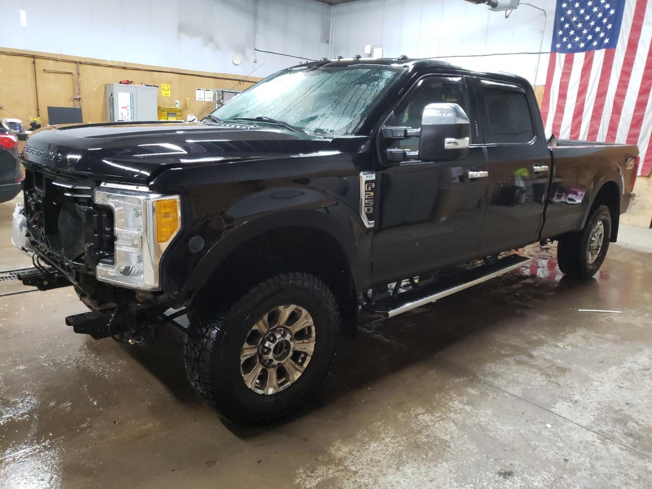 2017 FORD F250 SUPER