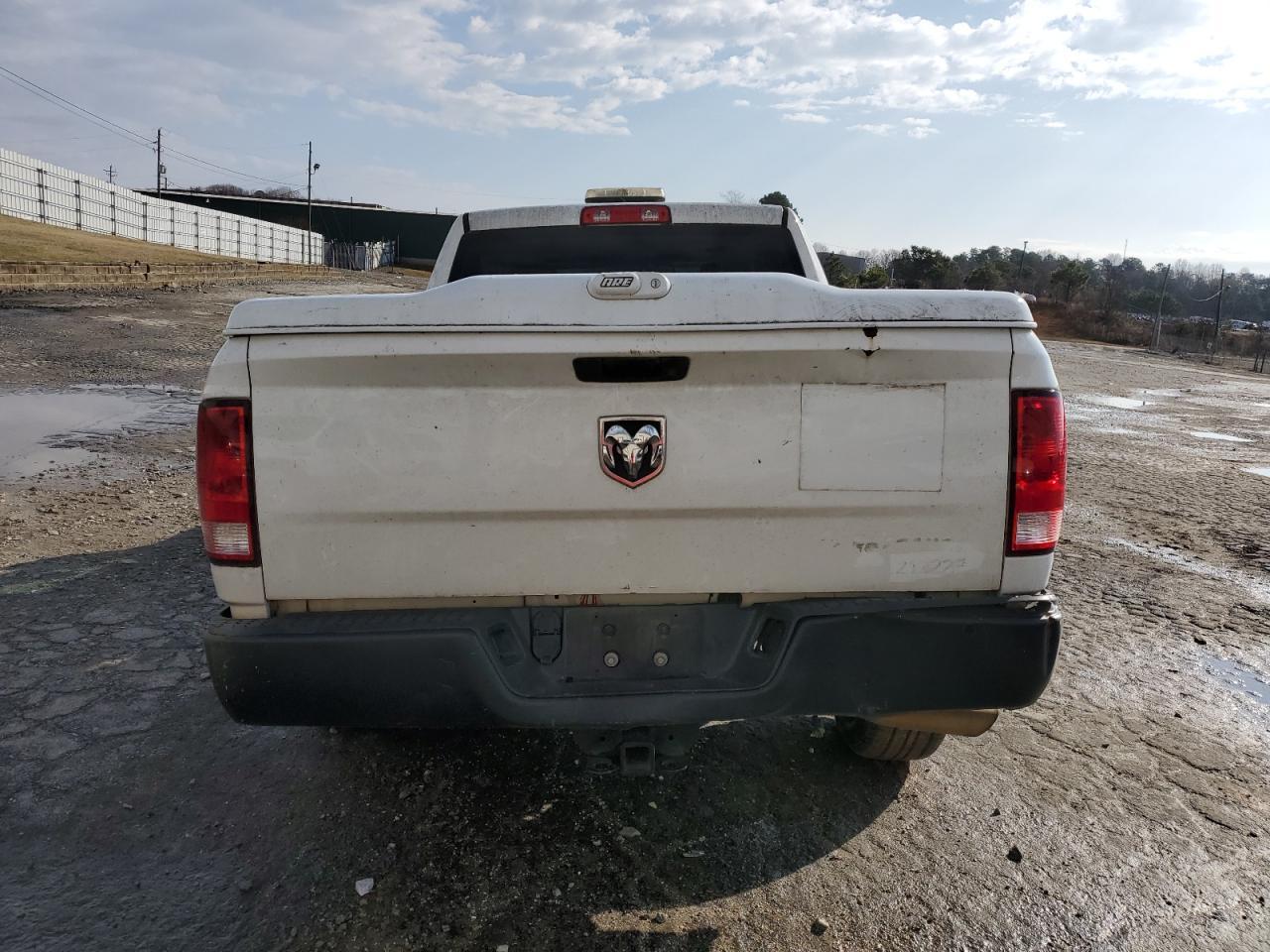 2017 RAM 1500 ST - Image 6