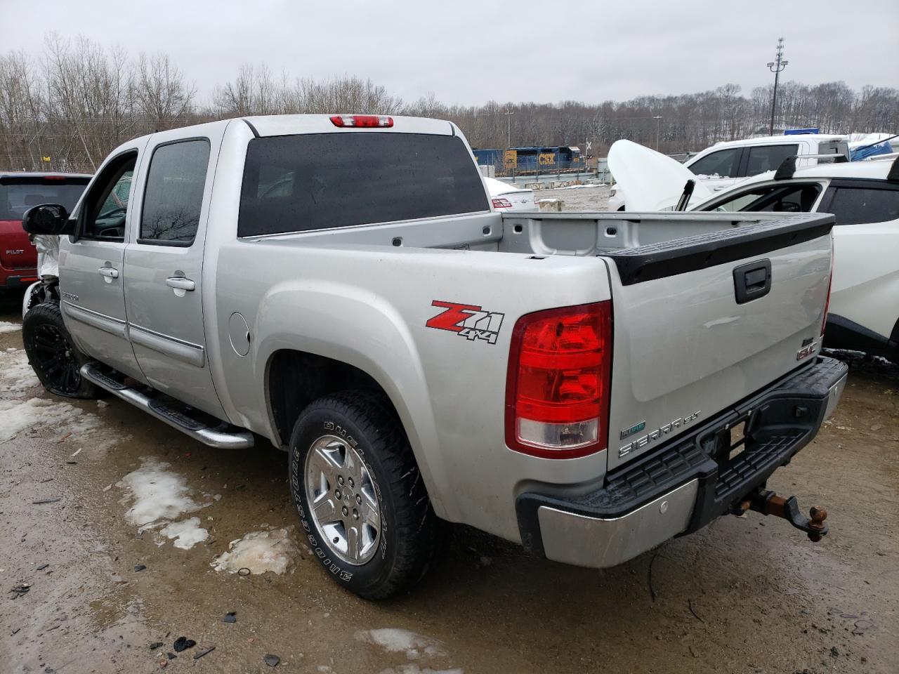 2011 GMC SIERRA K15 - Image 2