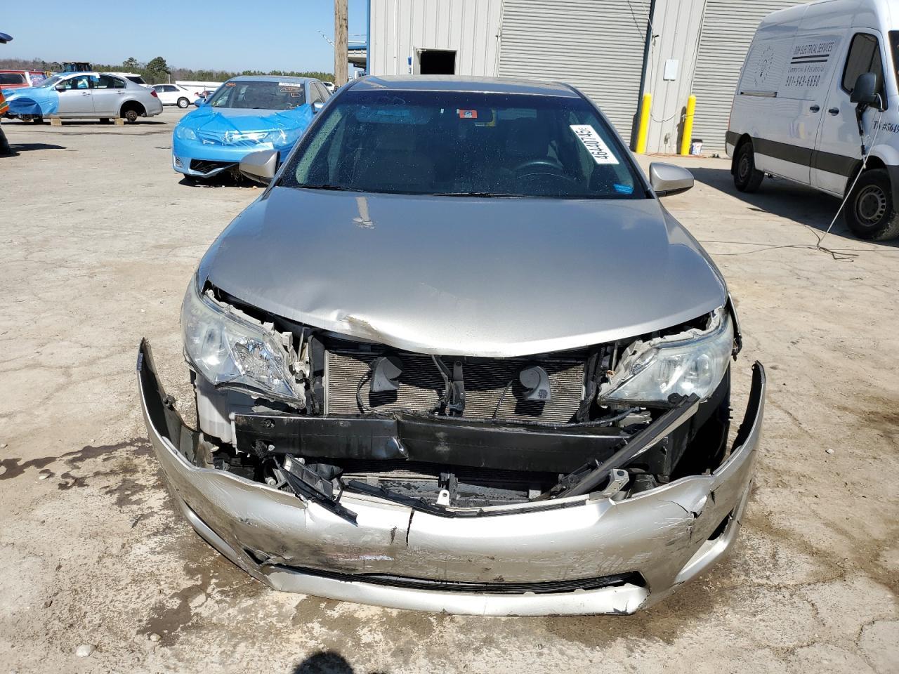 2013 TOYOTA CAMRY L - Фото 5