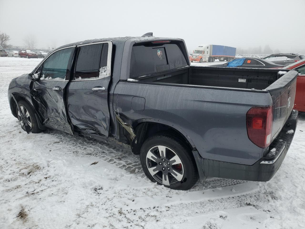 2019 HONDA RIDGELINE - Image 2