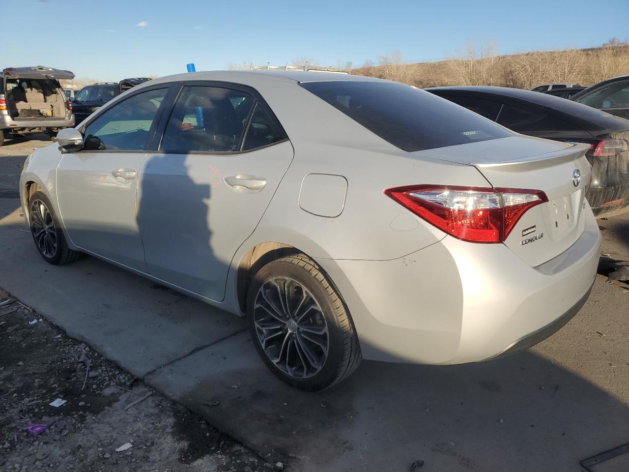 2016 TOYOTA COROLLA L - Фото 2
