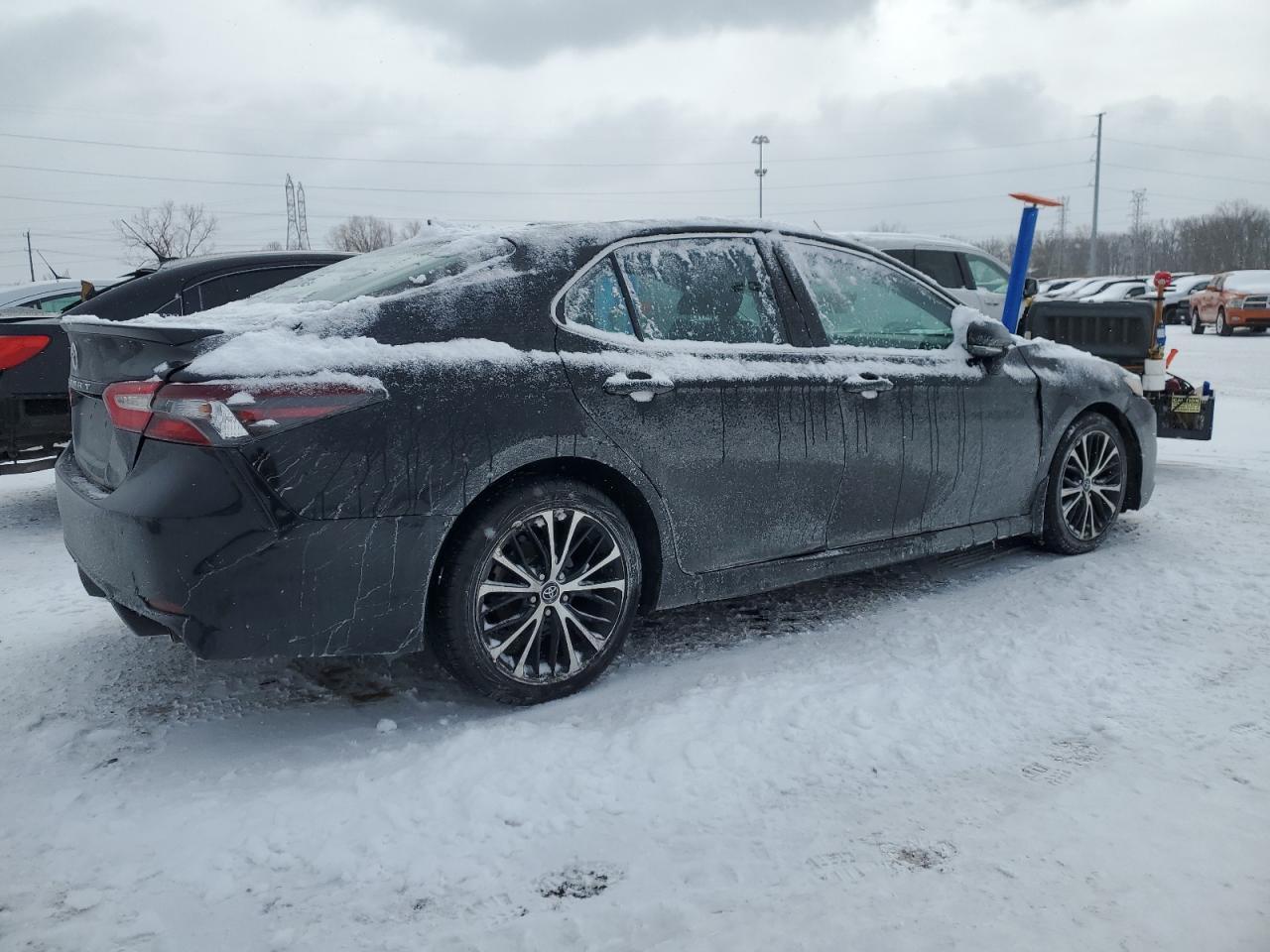 2020 TOYOTA CAMRY SE - Image 3