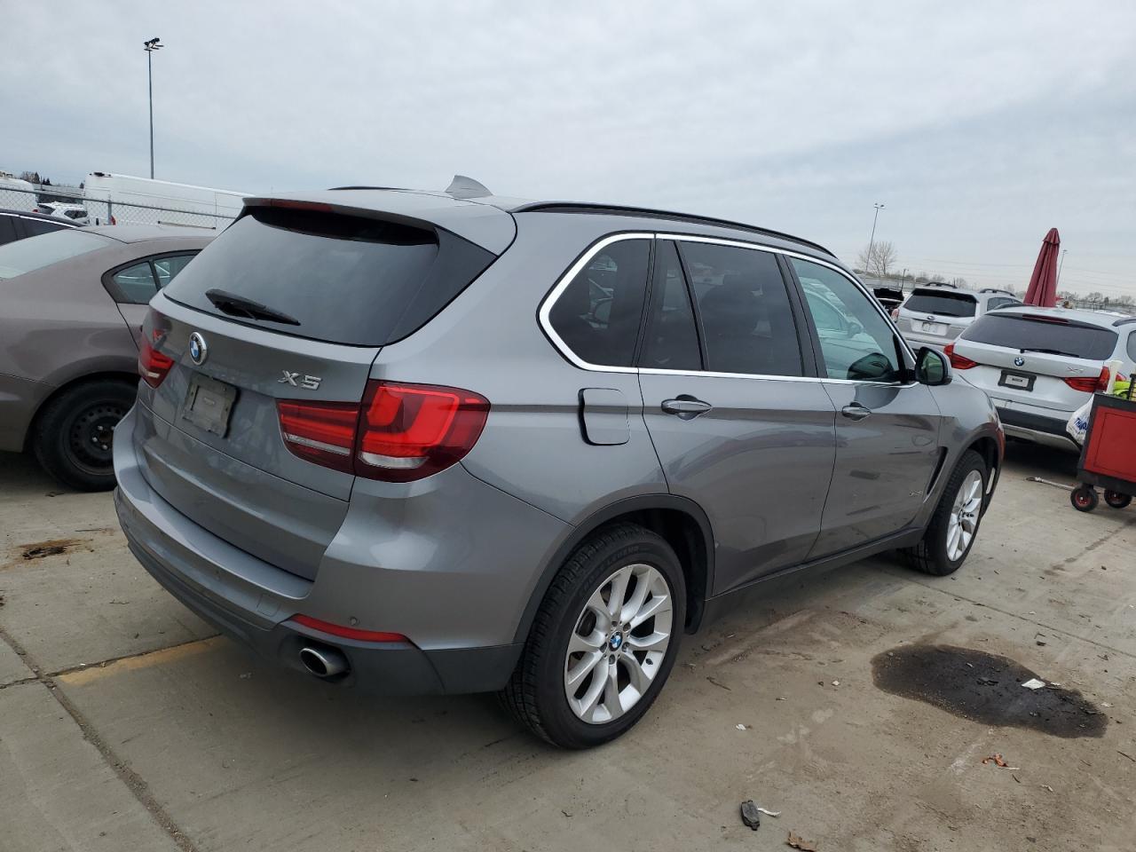 2016 BMW X5 XDRIVE3 - Фото 3