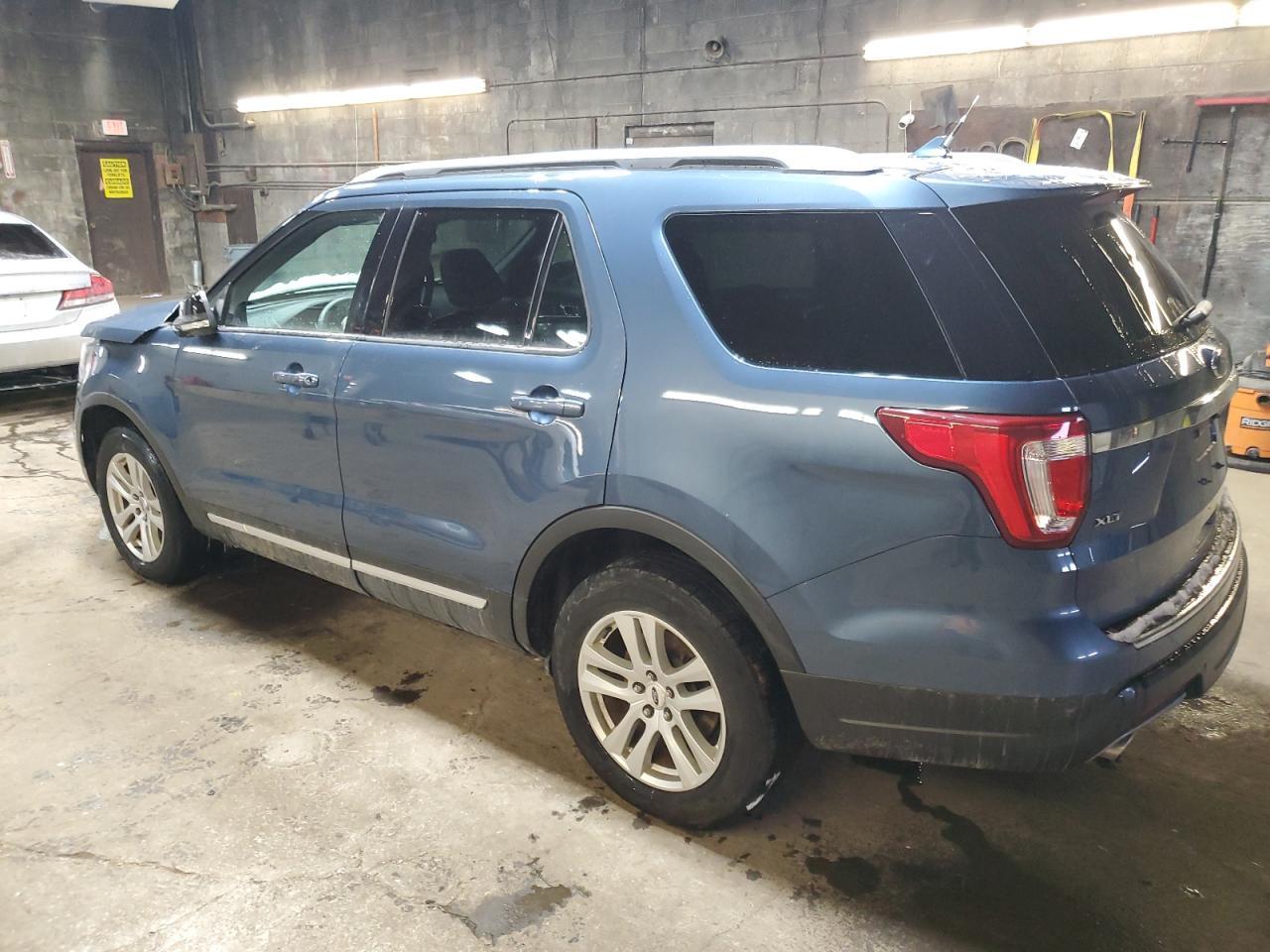 2018 FORD EXPLORER X - Image 2