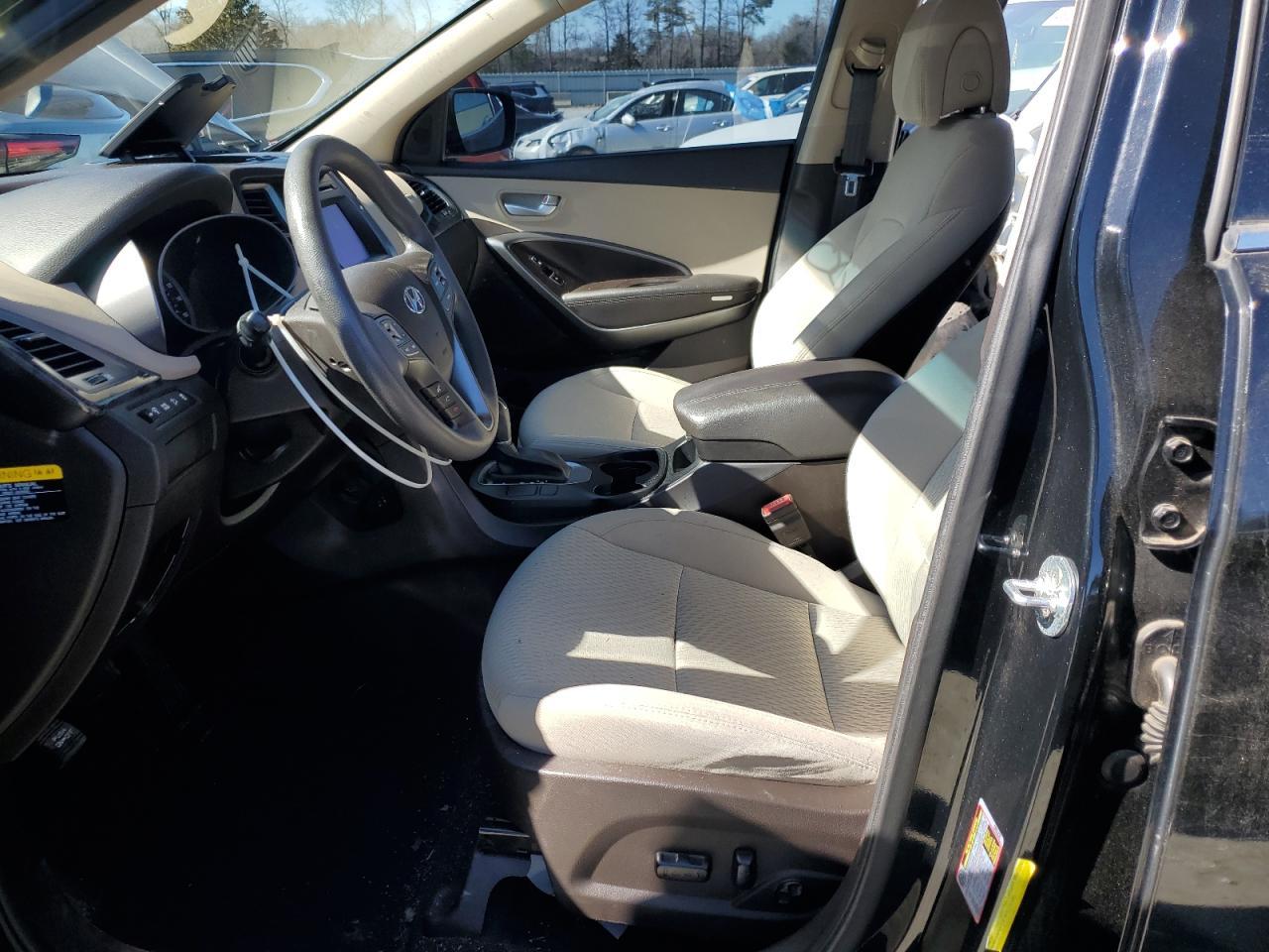 2017 HYUNDAI SANTA FE S - Image 7