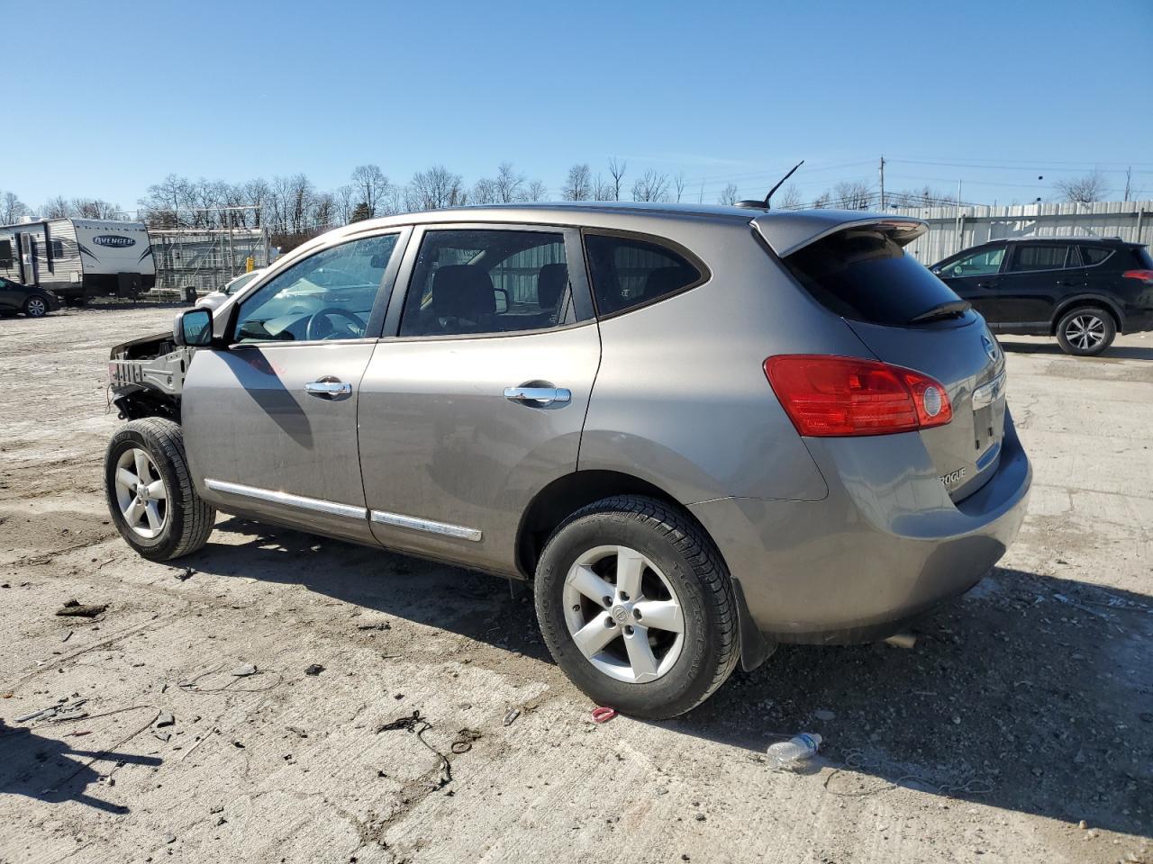 2013 NISSAN ROGUE S - Фото 2