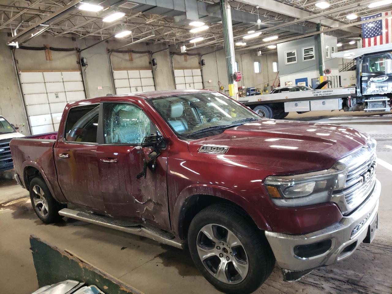 2019 RAM 1500 LARAM - Фото 4