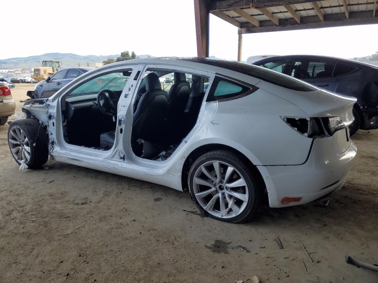 2019 TESLA MODEL 3 - Image 2