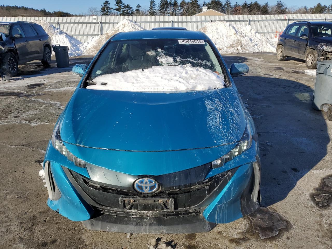 2018 TOYOTA PRIUS PRIM - Image 5