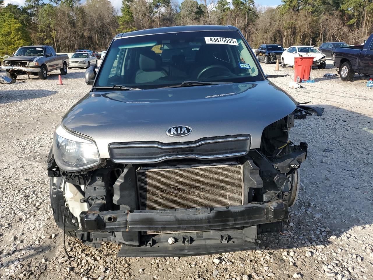 2019 KIA SOUL + - Image 5