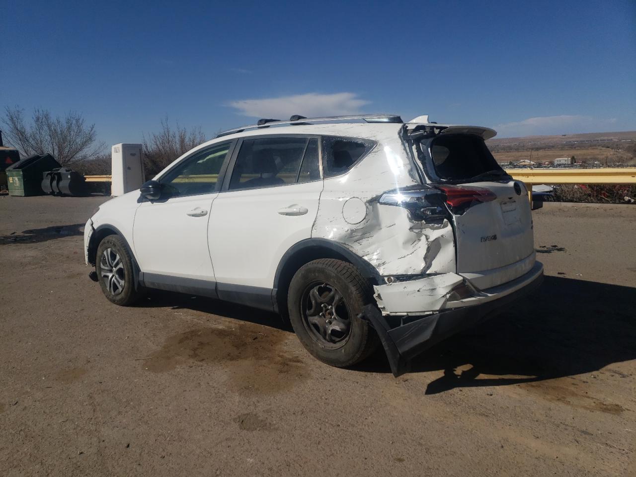2016 TOYOTA RAV4 LE - Фото 2