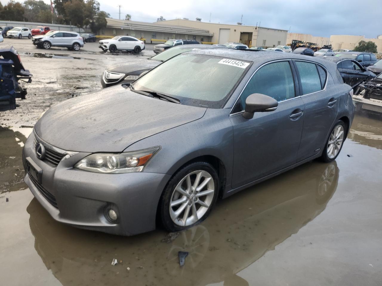 2013 LEXUS CT 200