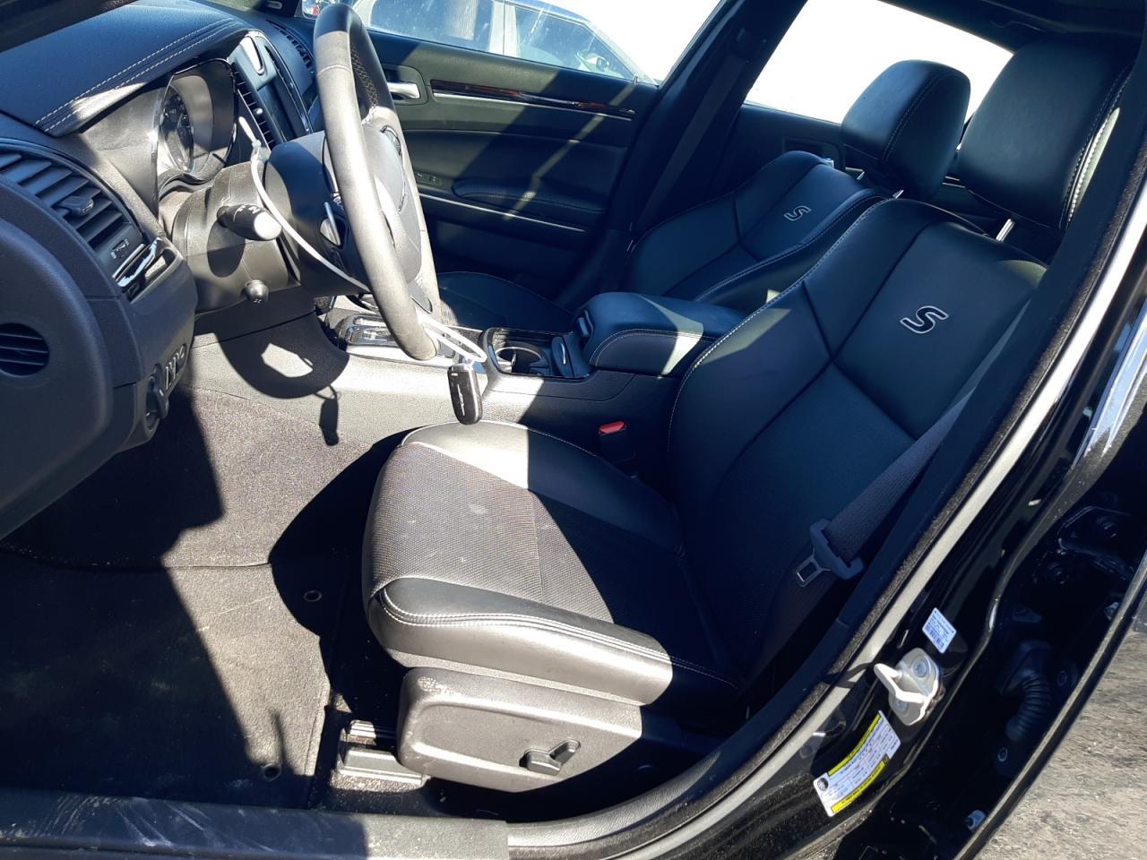 2023 CHRYSLER 300 S - Фото 7