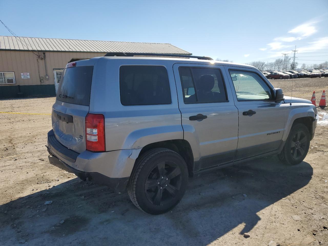 2015 JEEP PATRIOT SP - Фото 3