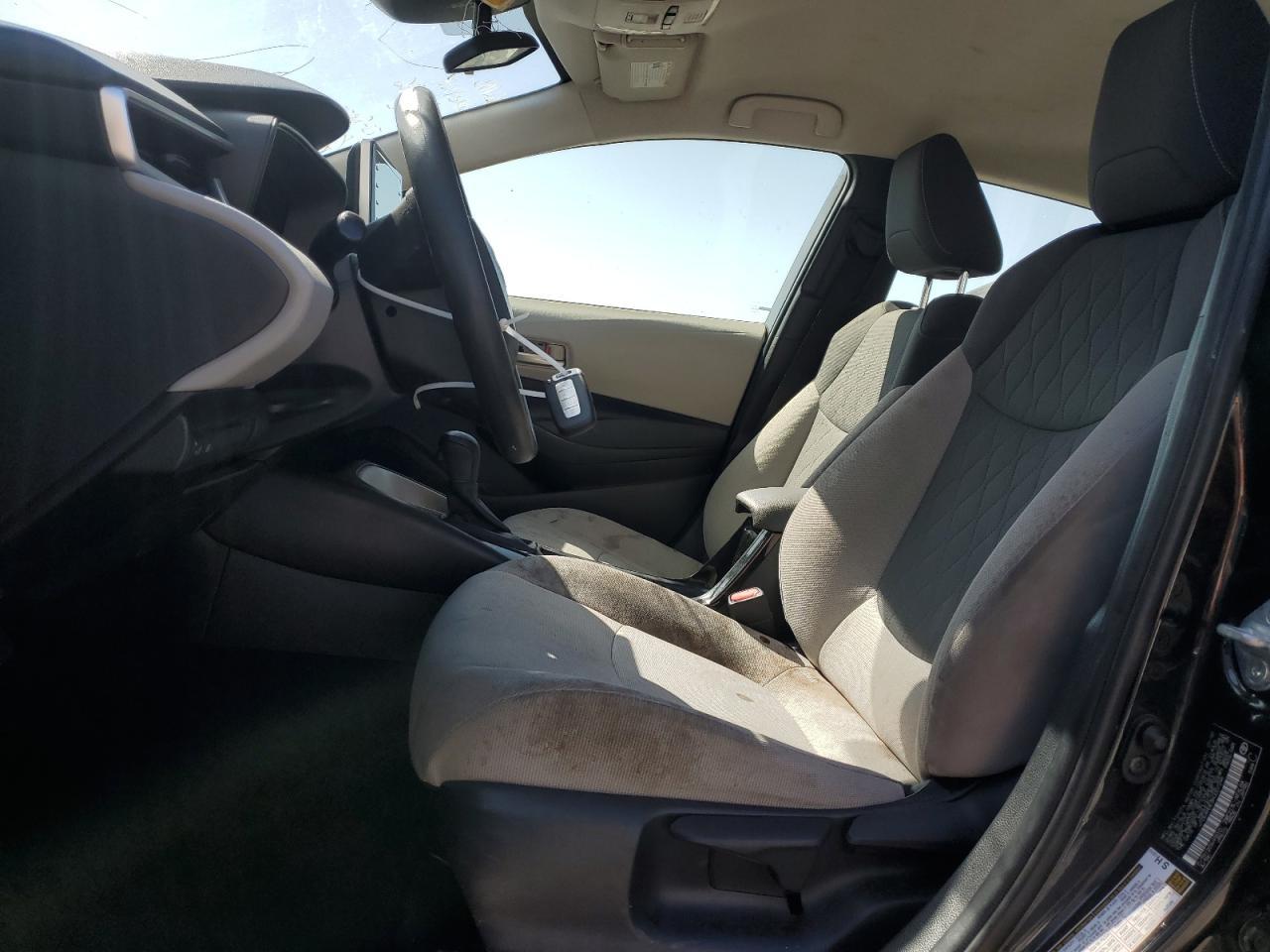 2021 TOYOTA COROLLA LE - Фото 7