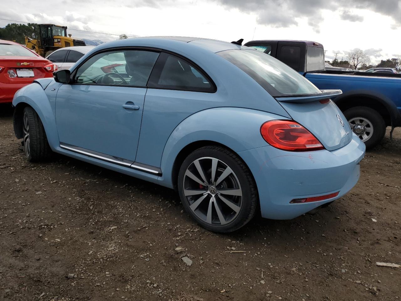 2014 VOLKSWAGEN BEETLE TUR - Image 2