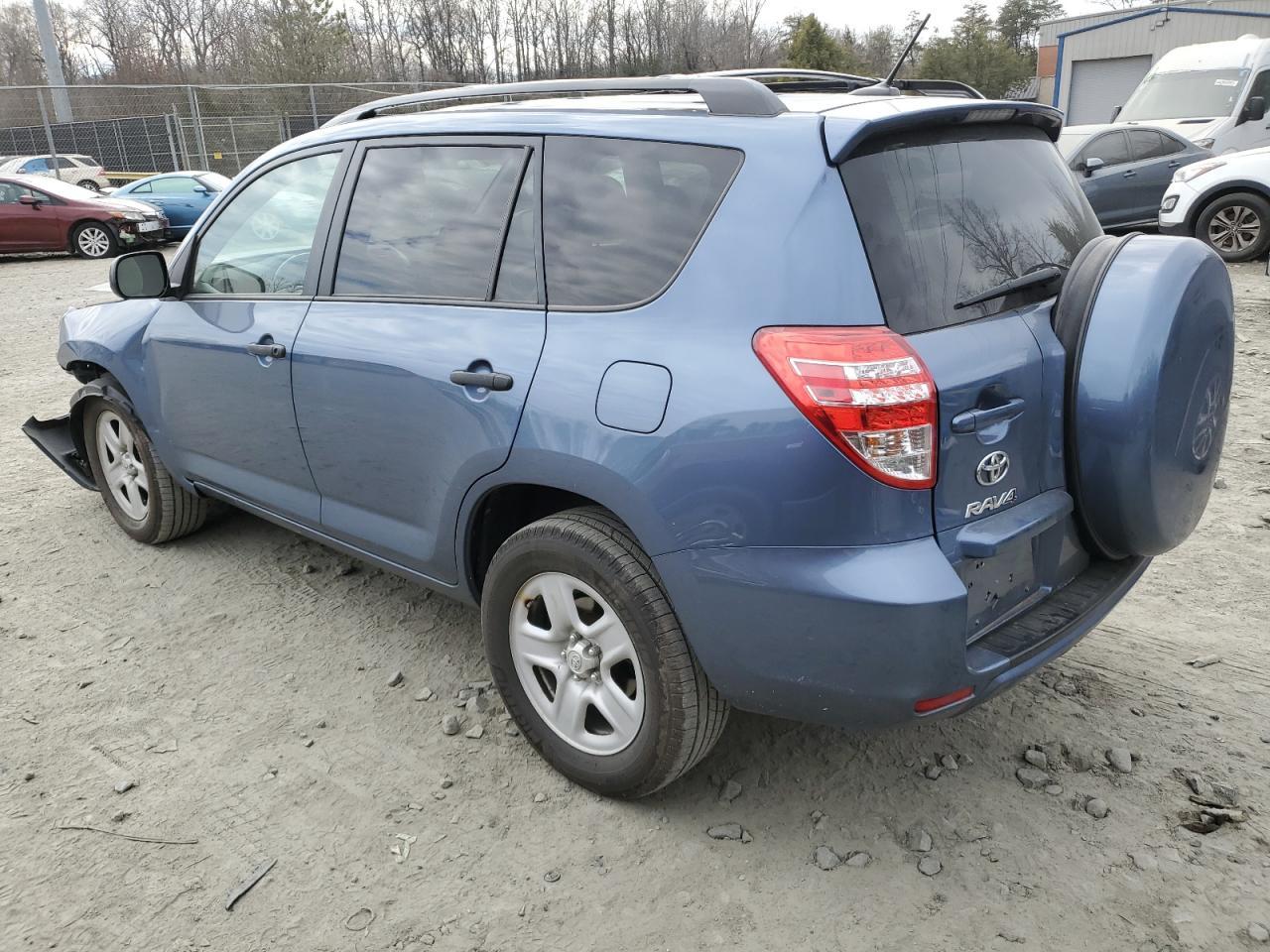 2011 TOYOTA RAV4 - Image 2